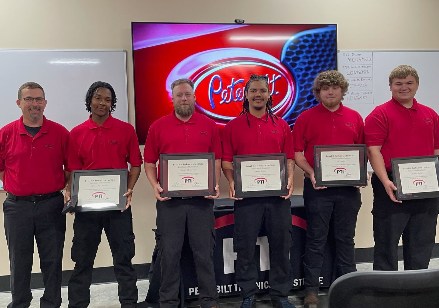 Peterbilt Technician Institute Recognizes First Graduating Class at New Nashville Campus - Hero image