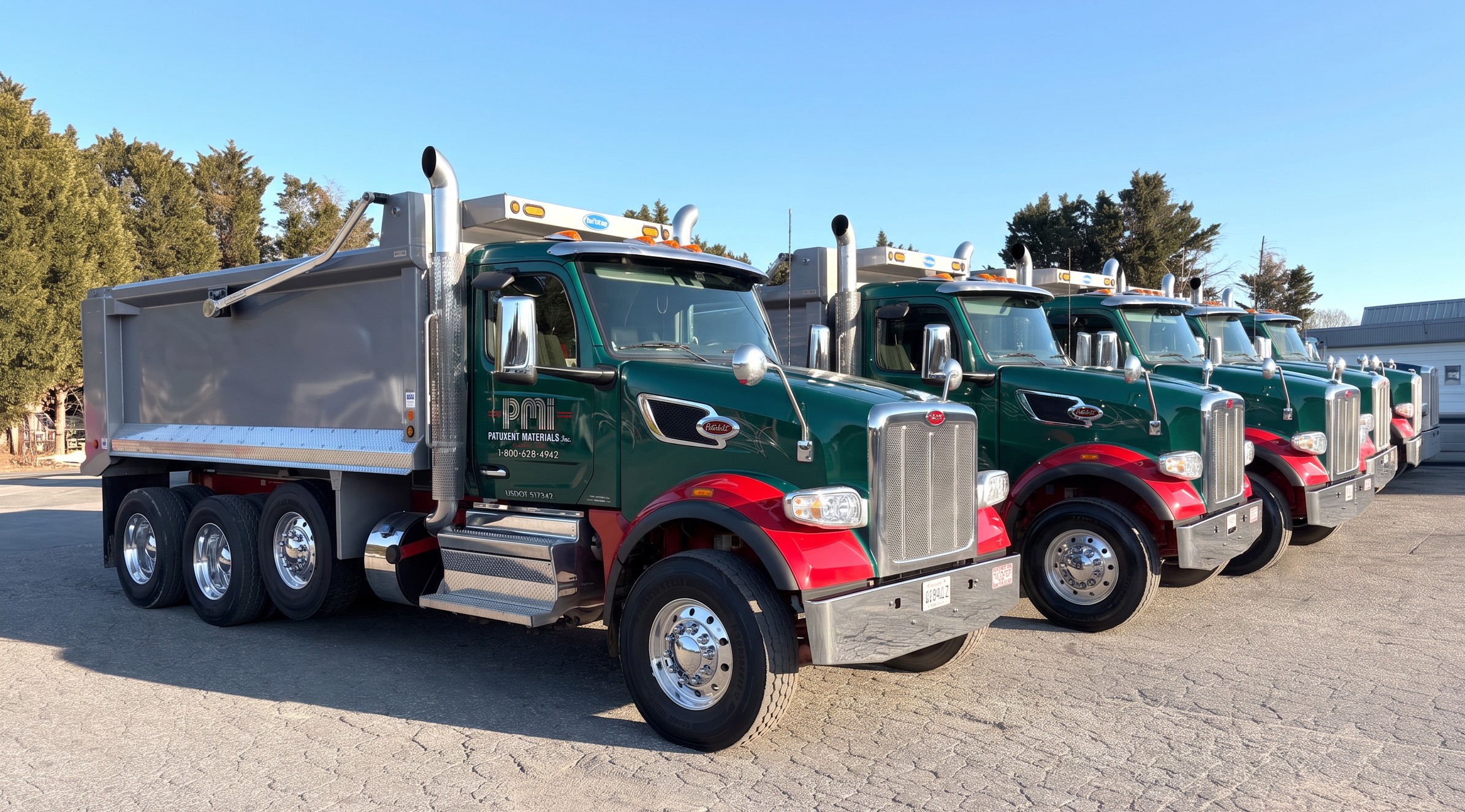 Peterbilt Trucks Equipped with PACCAR TX-18 Pro Boosts Efficiency for Maryland Fleet - Hero image