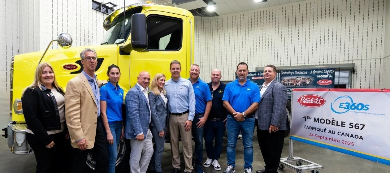 Peterbilt Delivers First Model 567 Built in Canada to Environmental 360 Solutions - Hero image